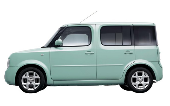 CUBE NISSAN 3