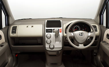 MOBILIO HONDA 3