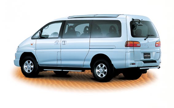 DELICA SPACE GEAR MITSUBISHI 2